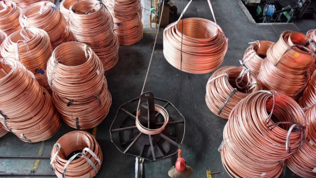 Giá kim loại đồng sụt giảm mạnh – Tín hiệu báo động rủi ro suy thoái kinh tế toàn cầu