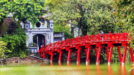 Phát triển du lịch thông minh trong thời đại 4.0 tại thành phố Hà Nội - Thực trạng và giải pháp