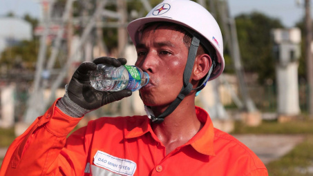 Câu chuyện về Tuyến