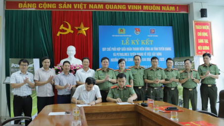Petrolimex Tuyên Quang ký Quy chế phối hợp với Công an tỉnh