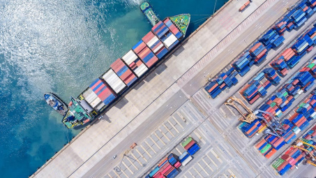 Đại dịch, xung đột có thể định hình lại thương mại toàn cầu trong dài hạn