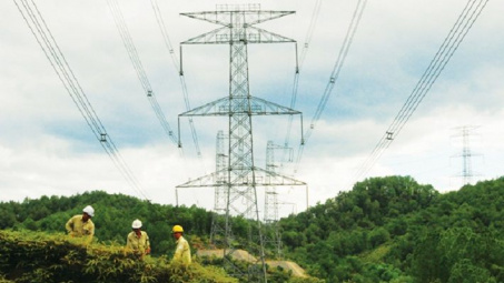 Dự án đường dây 500kV mạch 3 đoạn Quảng Trạch - Vũng Áng: Tăng tốc để hoàn thành trong tháng 7/2022