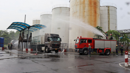 Diễn tập ứng phó sự cố hóa chất: Ghi nhận từ sự phối hợp của các địa phương