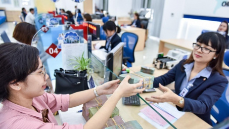 Bài học kinh nghiệm về cải cách hành chính hệ thống ngân hàng