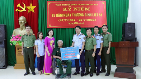 Lực lượng Quản lý thị trường tri ân ngày Thương binh liệt sĩ 27/7