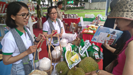 Kết nối giao thương vùng Đồng bằng sông Cửu Long với doanh nghiệp xuất khẩu và tổ chức xúc tiến thương mại