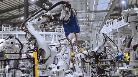 Vốn đăng ký đầu tư ra nước ngoài của Việt Nam tăng 2,2 lần trong 7 tháng đầu năm