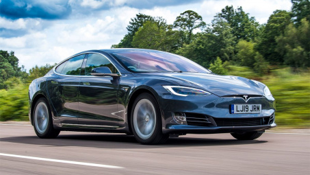 Tesla bị cáo buộc vi phạm các quy định về môi trường