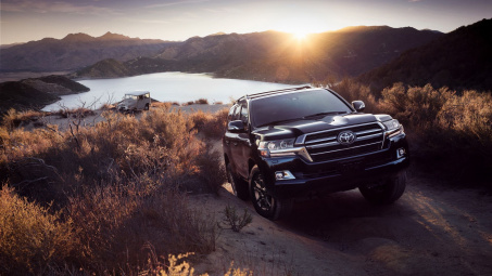 Toyota Land Cruiser 2021 sẽ có 3 phiên bản động cơ, tạm dừng bán tại Mỹ