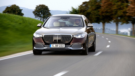 "Trùm cuối " Mercedes-Maybach S680 4MATIC trình làng, cạnh tranh Bentley Flying Spur và Rolls-Royce Ghost