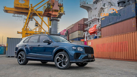 Bentley Bentayga S 2022 cập bến thị trường Việt Nam: Màu sơn độc, giá bán gần 19 tỷ đồng