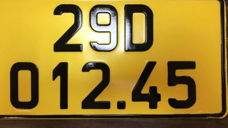 Tại sao xe kinh doanh phải đổi sang biển màu vàng, kể cả taxi công nghệ?