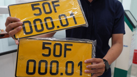 Thủ tục đổi biển số ô tô kinh doanh dịch vụ sang màu vàng rất đơn giản?