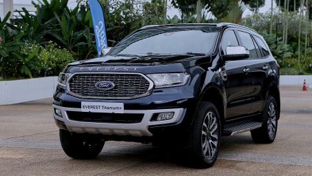 Giá xe Ford Everest giảm mạnh tại đại lý, 'cú đấm' giành doanh số tháng cuối năm 2020
