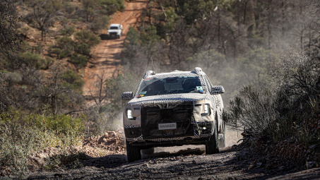 Ford Ranger 2022 vượt qua bài thử "hành xác" hơn 10.000 km sa mạc 50 độ C