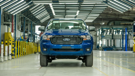Lịch sử 20 năm Ford Ranger tại Việt Nam - Xứng danh "Vua bán tải"