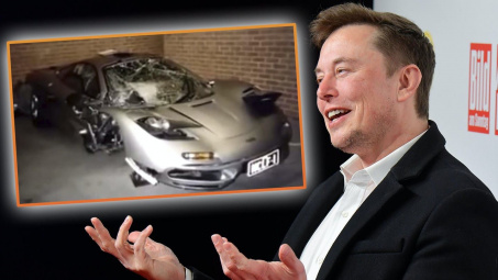 Siêu xe đầu tiên của CEO Tesla sở hữu rất hiếm, nhưng thời điểm nhận xe mới đặc biệt