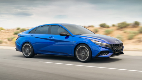 Hyundai Elantra N Line 2021 ra mắt: nâng cấp ngoại thất và trang bị