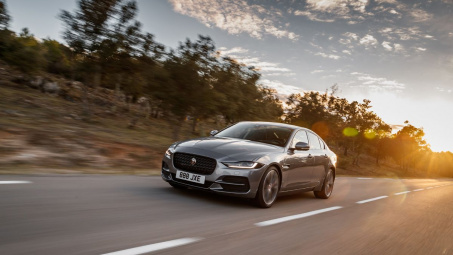 Jaguar Land Rover phát triển màn hình cảm ứng chống COVID-19