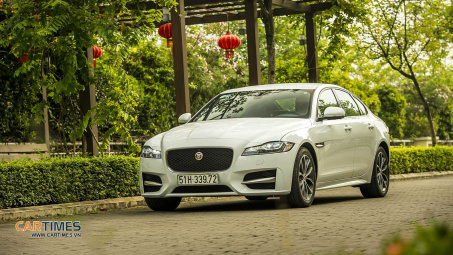 Đánh giá Jaguar XF R-Sport: Khi “báo đốm” thức giấc