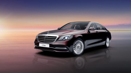 Mercedes-Benz Việt Nam ưu đãi gói bảo hiểm 1 năm và 'phần quà bí mật'