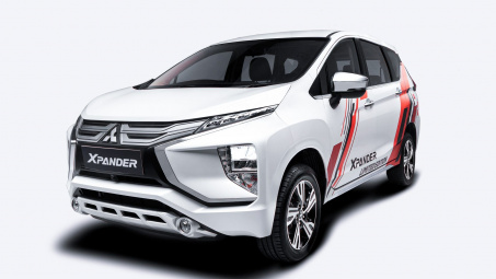 Giá lăn bánh xe Mitsubishi Xpander bản đặc biệt