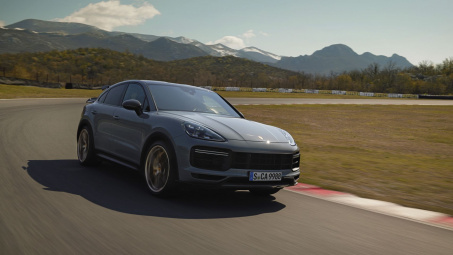 Porsche Cayenne Turbo GT ra mắt tại Việt Nam: SUV siêu nhanh giá 12,25 tỷ đồng