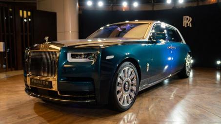 Phantom Iridescent Opulence - Phiên bản Rolls-Royce với "The Gallery" chưa từng có