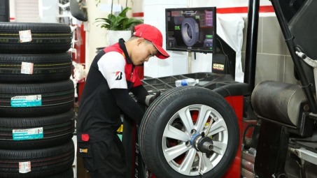 Bridgestone nhận danh hiệu 'Nhà cung cấp xuất sắc nhất' từ tập đoàn Mazda