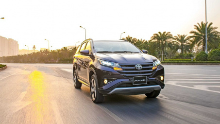Toyota Rush giảm giá bán lẻ, tăng sức cạnh tranh với Mitsubishi Xpander