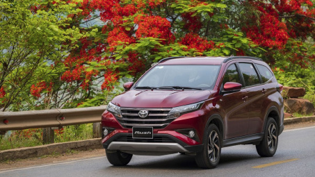Vios tăng tốc, Corolla Cross vượt mốc 10.000 xe trong tháng 5/2021