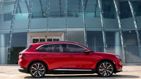 VinFast tích hợp giải pháp kiểm soát tốc độ thông minh cho SUV điện VF8, VF9