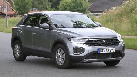 Volkswagen T-Roc facelift ra mắt với nhiều thay đổi