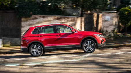 Volkswagen Tiguan Allspace Elegance 2022: Chuẩn SUV 7 chỗ
