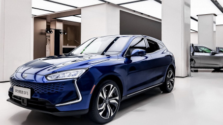 Huawei trở thành hãng điện thoại Trung Quốc thứ 2 lấn sân sang sản xuất ô tô