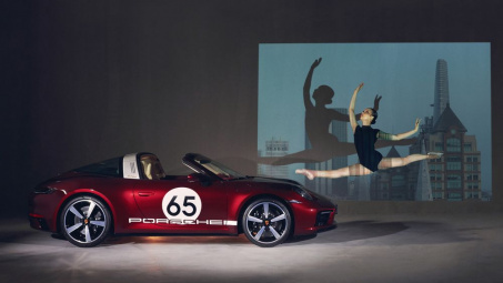 Porsche 911 Targa 4S Heritage Design cập bến thị trường Việt Nam, giá từ 11,59 tỷ đồng