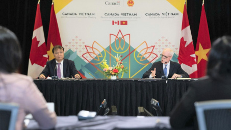 Việt Nam – Canada đẩy mạnh hợp tác kinh tế thương mại, đầu tư
