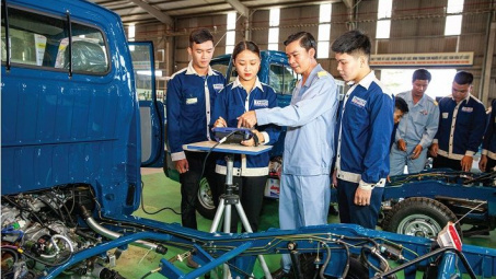 THACO đồng hành, hỗ trợ việc làm cho sinh viên Quảng Nam