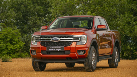 Giá lăn bánh Ford Ranger 2023 vừa ra mắt Việt Nam