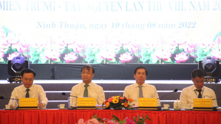 Bàn giải pháp tháo gỡ khó khăn phát triển hoạt động sản xuất công nghiệp - thương mại