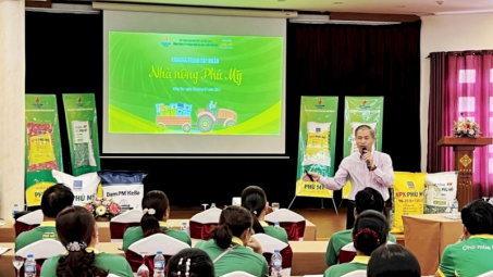 “Nhà nông Phú Mỹ”: Lan tỏa kỹ thuật canh tác tới bà con nông dân