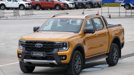 Ford Ranger Thế hệ mới ra mắt thị trường Việt 4 phiên bản, giá khởi điểm 659 triệu đồng