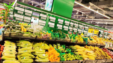 Hoạt động thương mại và dịch vụ phục hồi ở tất cả các ngành