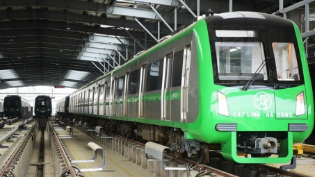 Các yếu tố tác động đến quyết định lựa chọn sử dụng dịch vụ tàu điện tại Việt Nam