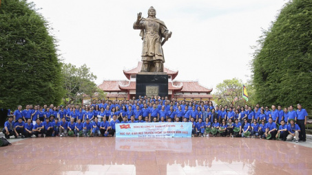 Đảng bộ Công ty Thuốc lá Sài Gòn với “Hành trình về nguồn” đầy cảm xúc