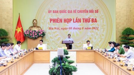 Chuyển đổi số đồng bộ nhưng phải có trọng tâm, trọng điểm