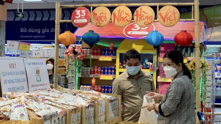 Hàng trăm siêu thị của Saigon Co.op đồng loạt khuyến mãi sản phẩm hàng Việt