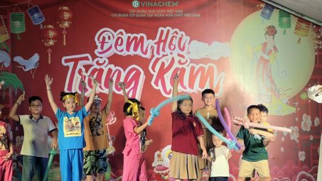 Vinachem: Rộn ràng Đêm hội Trăng rằm - Vui đón Trung thu