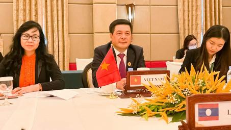 Tạo thuận lợi cho doanh nghiệp Việt Nam - Lào tăng cường hợp tác đầu tư