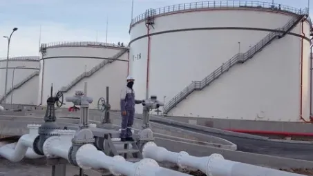 Thông quan 24/7 cho doanh nghiệp đầu mối nhập khẩu xăng dầu